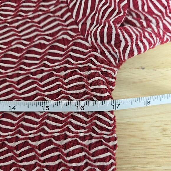 Maeve Anthropologie Wavy Textured Red and White Striped Mini Dress Size Medium - Picture 5 of 11